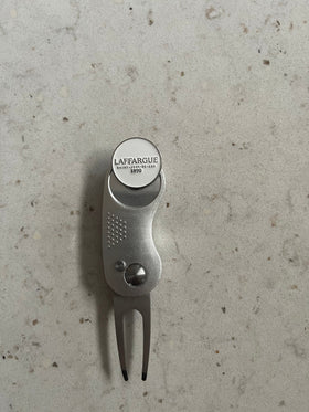 Relève pitch élégance Relève pitch: minimum 100 pièces Alvin Golf 